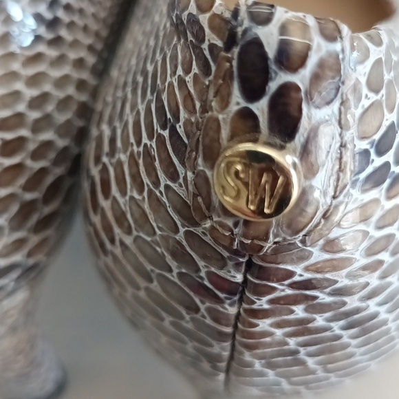 Stuart Weitzman Python snake skin Peep-toe Pumps - Picture 8 of 10